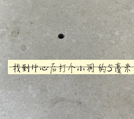 嘉禾瓷砖空鼓维修公司专业解答在瓷砖铺贴过程中，如果砂料搅拌不均匀，将会带来以下问题